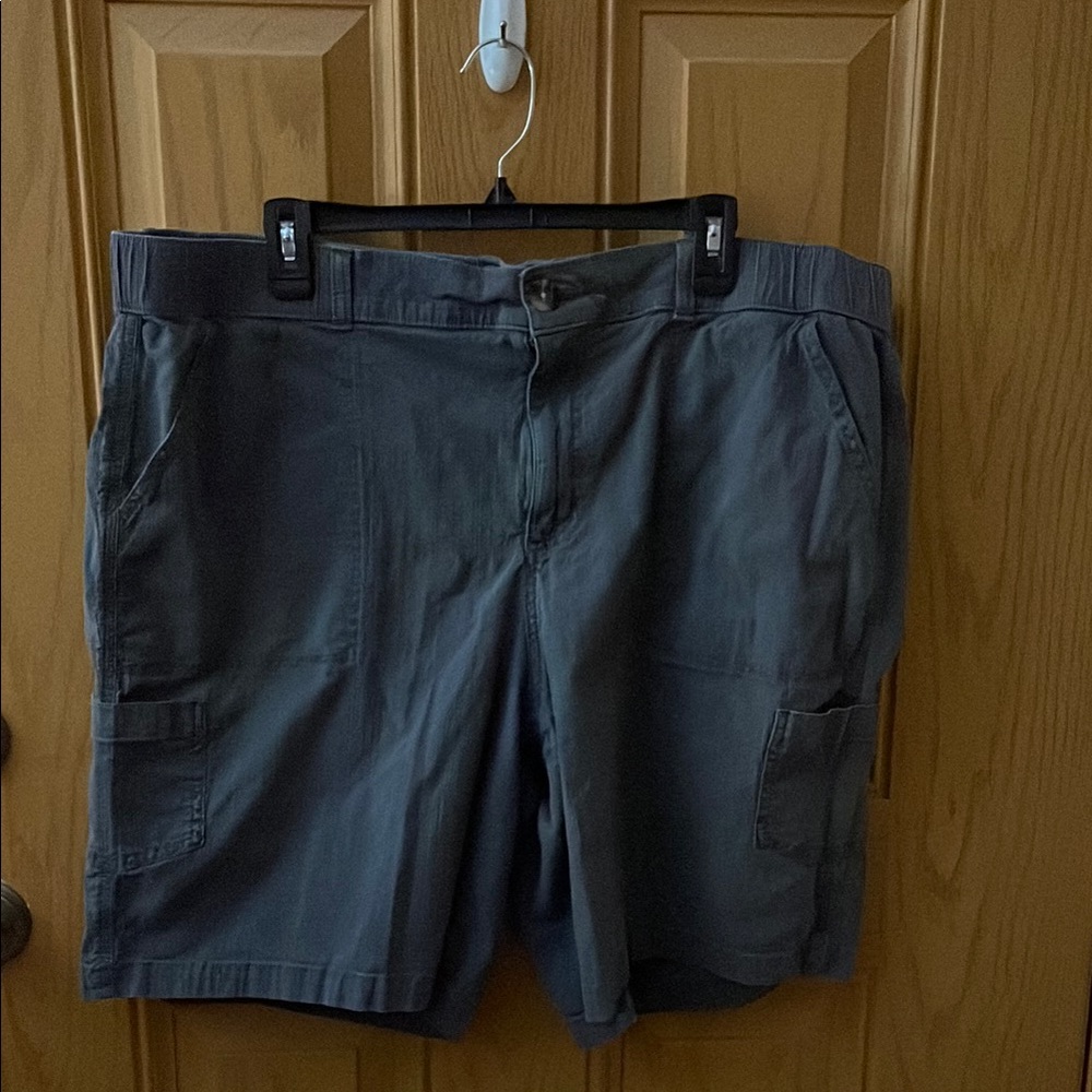 Women’s Gray Cargo Shorts by Sonoma 20W